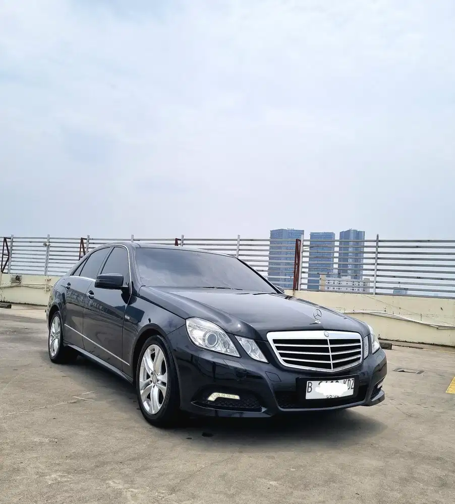 Mercedes Benz E300 Avantgarde 2010