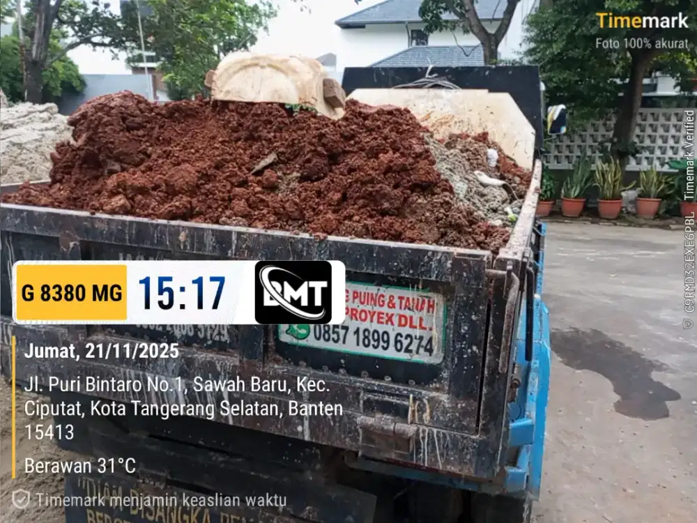 Jasa angkutan puing dan tanah