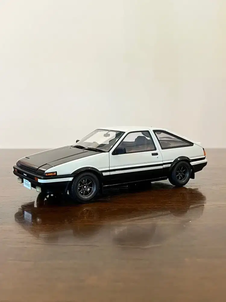 Autoart Toyota Sprinter Trueno AE86 JDM mobil model car diecast