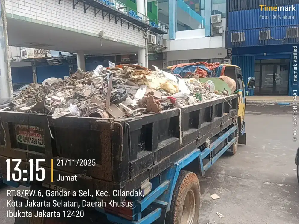 Jasa buang puing dan tanah