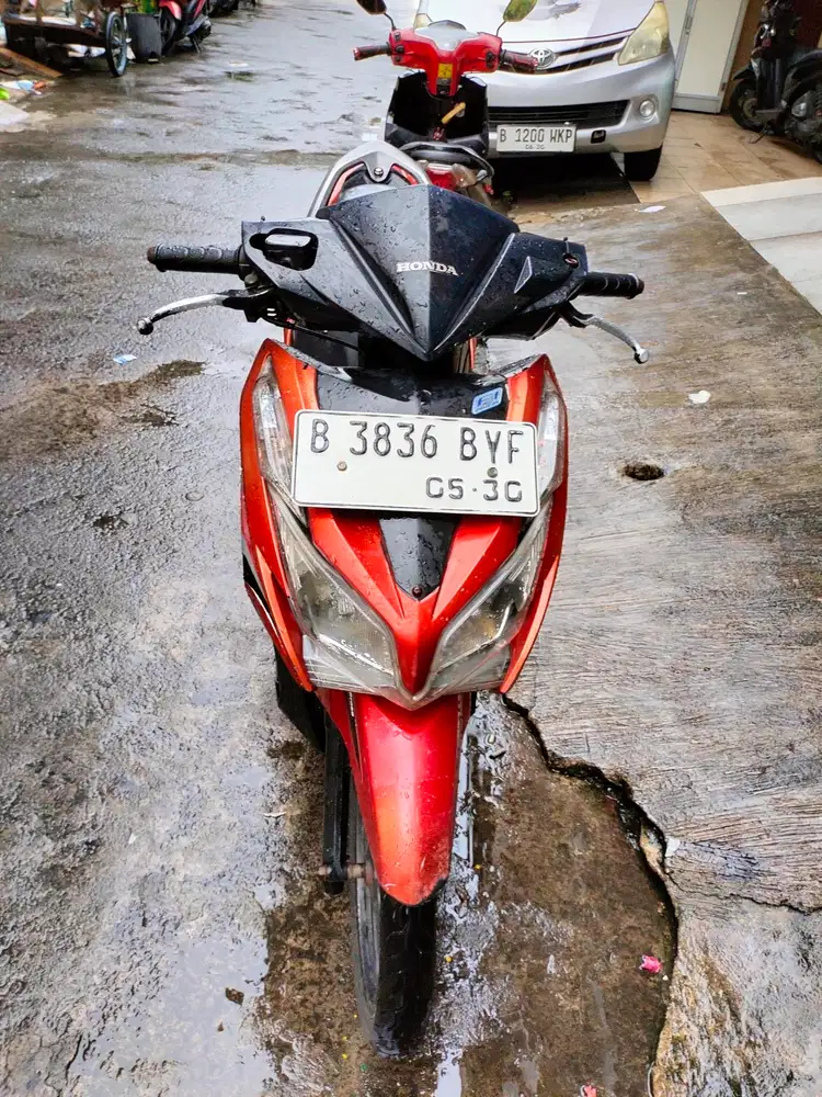 Honda Vario 125 tahun 2014 mesin halus pajak panjang.