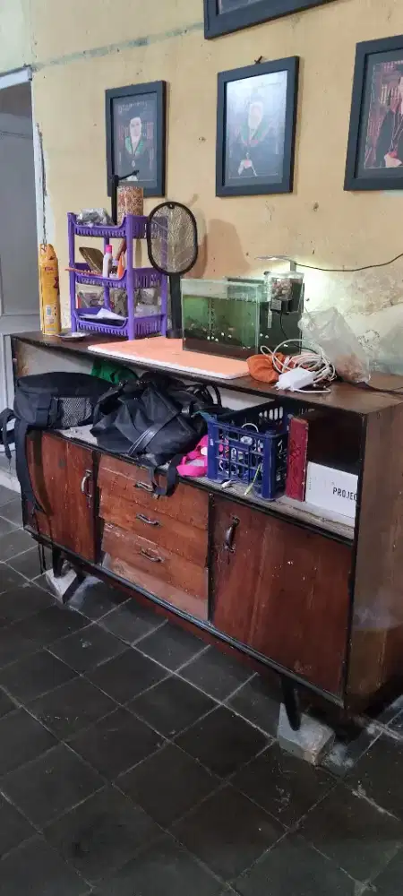 Lemari Konsol / Sideboard Kayu Klasik Retro - Proyek Restorasi Menari