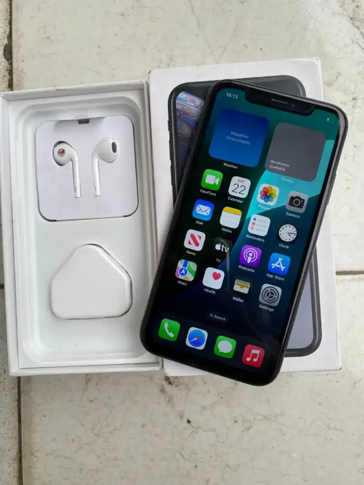 jual cepat iphone xr 128gb kamemprint all operator fullset Hb 84%