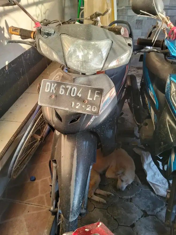 BUC Dijual 2 Unit Motor Honda dan Suzuki