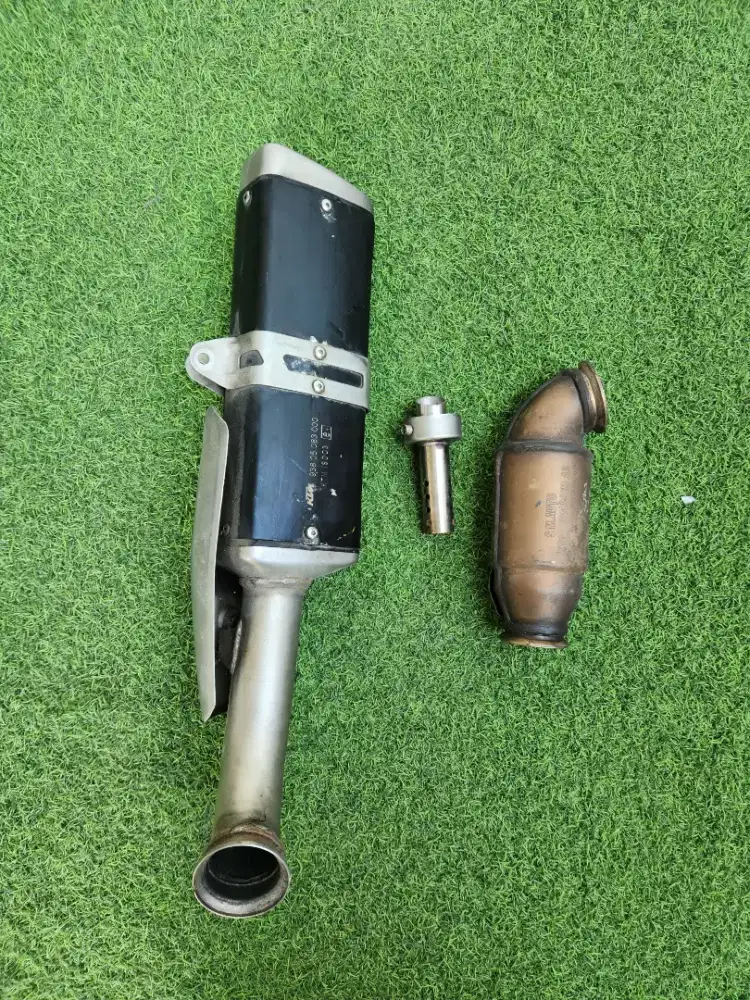 Knalpot Bekas KTM Duke 250