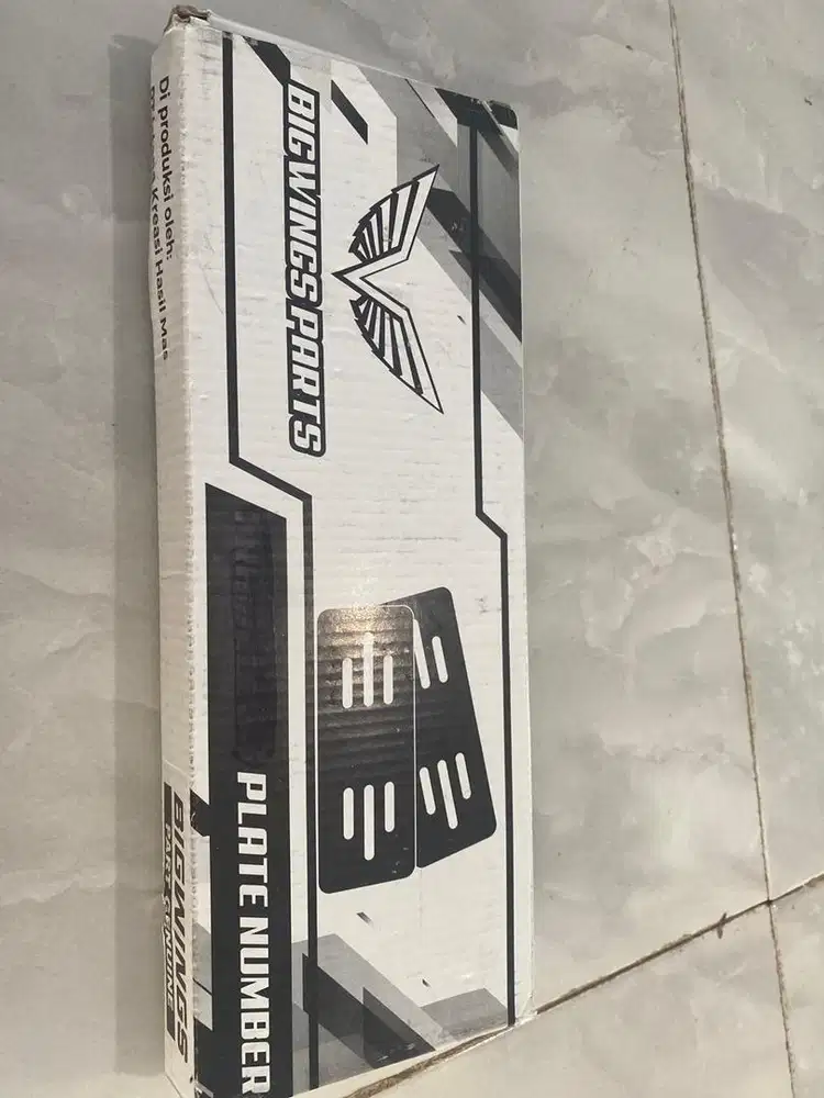 Plat Frameless / dudukan plat nomer motor