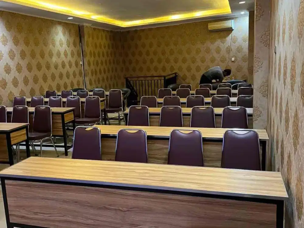 Dijual gedung petemuan  di Cimanggis