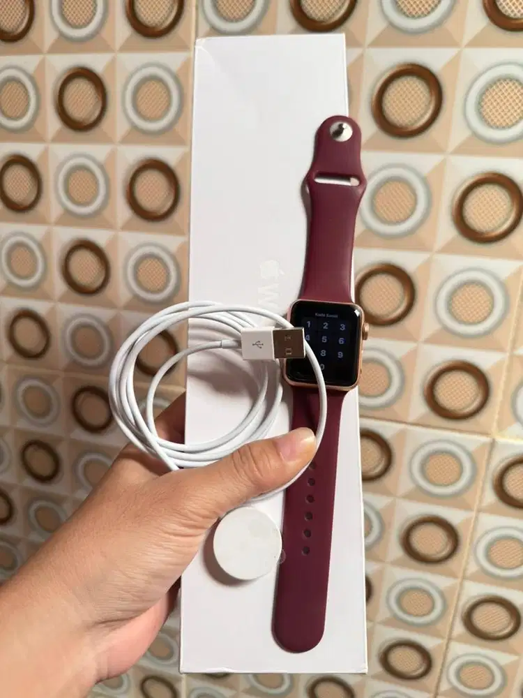 Apple Watch Series 3 38mm GOLD Mulus No Minus