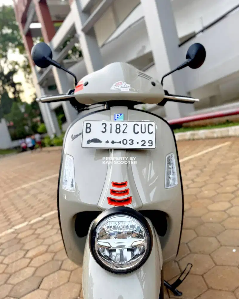 PIAGGIO VESPA GTV SEI GIRONI 300cc HPE KEYLESS 2023