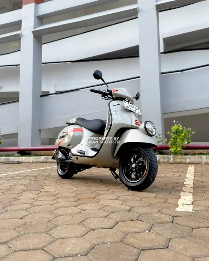 VESPA GTV SEI GIRONI 300cc HPE KEYLESS 2023 NO MINUS