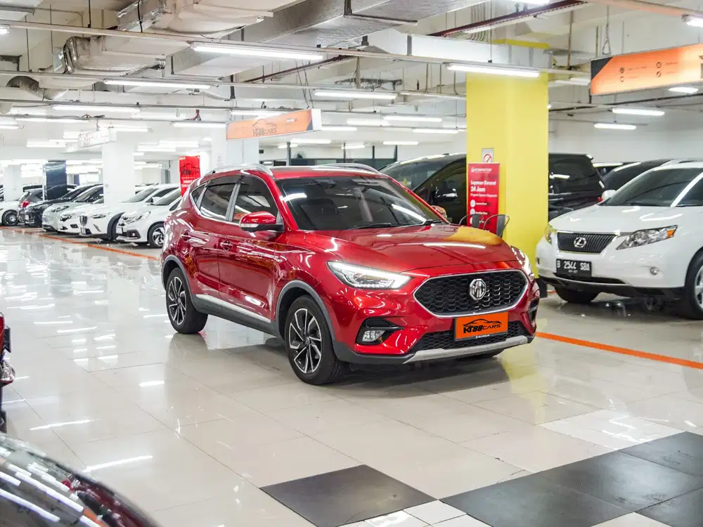 MG ZS 1.5 MAGNIFY LUX AT merah low km