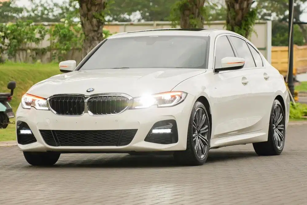 (DP 10jt) BMW 330i M-Sport 2020 New Model (G20)