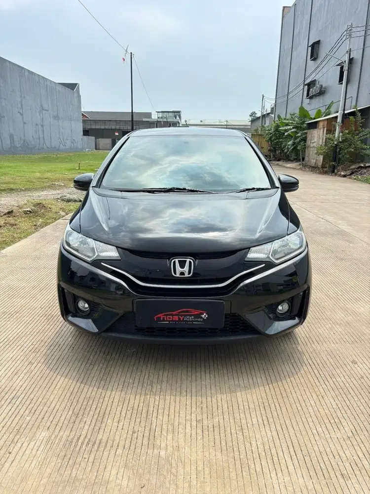 Honda Jazz 1.5 S CVT 2017 Automatic ( Hitam Metalik )