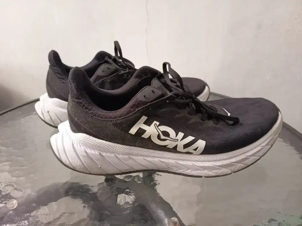 Sepatu hoka second