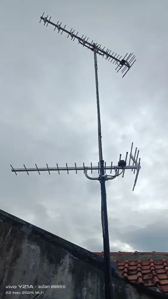 Berpengalaman tekhnisi ahli pemasangan Antenna tv digital