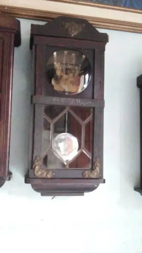 jam kuno JUNGHANS lobang3 palu 8, harga pass ajah biar ga ribet