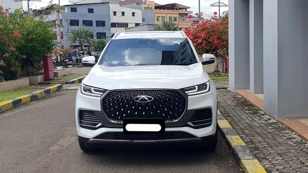 Km12rb tiggo 8 premium 2024 putih sunroof tangan pertama dari baru