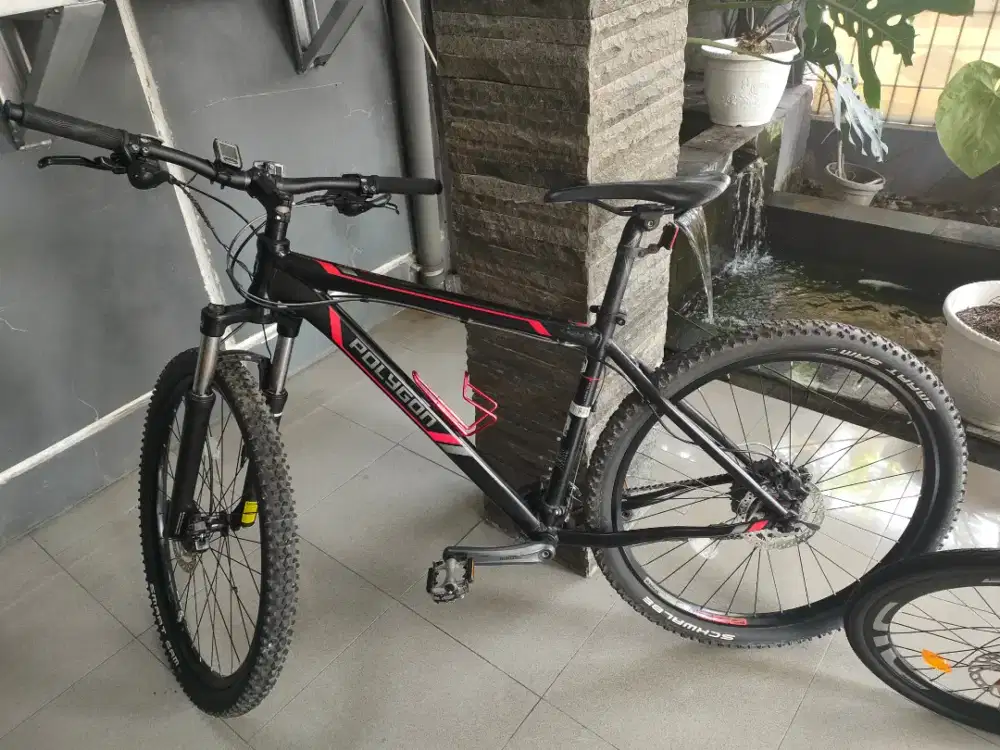 Sepeda Polygon Extrada 5