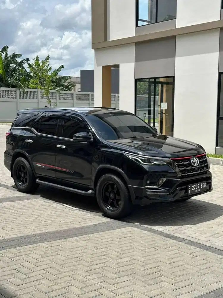 toyota fortuner vrz trd 2021