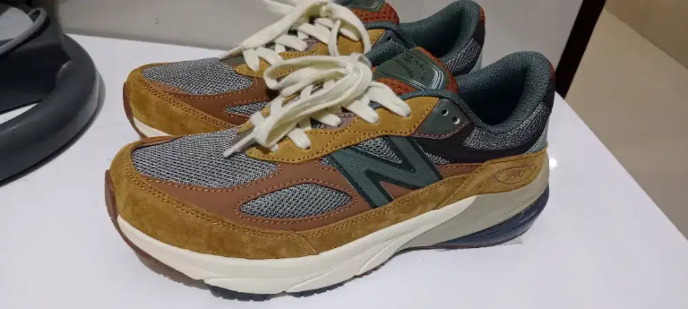 Sepatu NB x Carhartt (colab) size 41