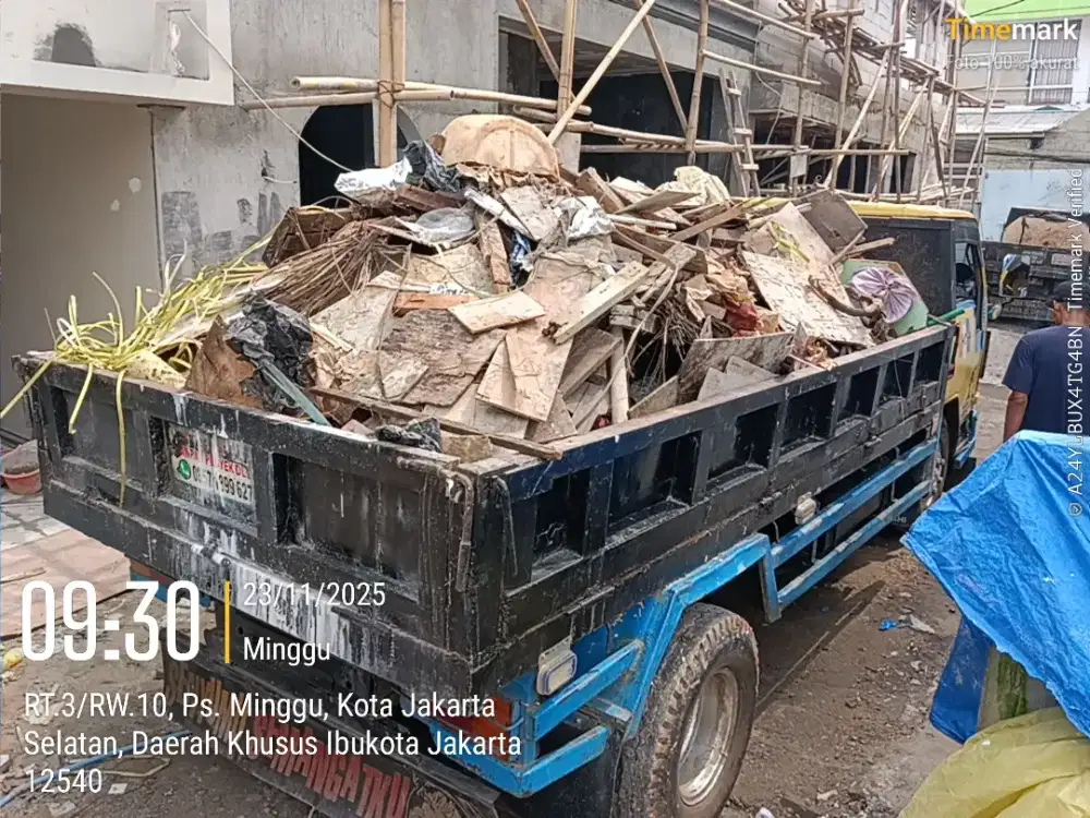 Jasa buang puing dan angkut sampah