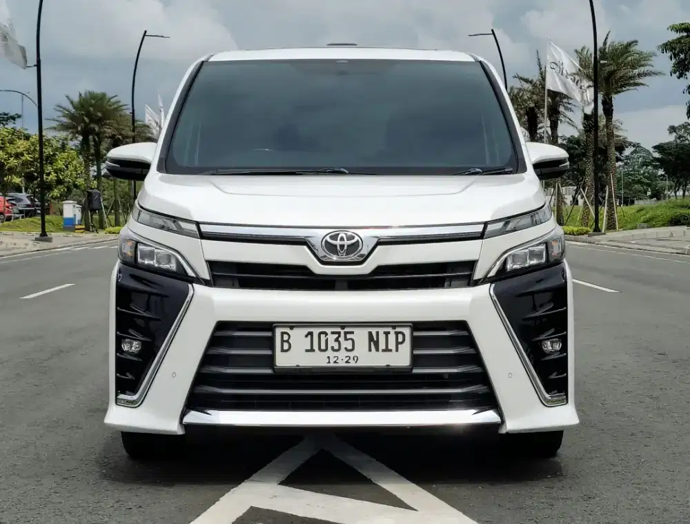 Toyota Voxy 2018 Matic