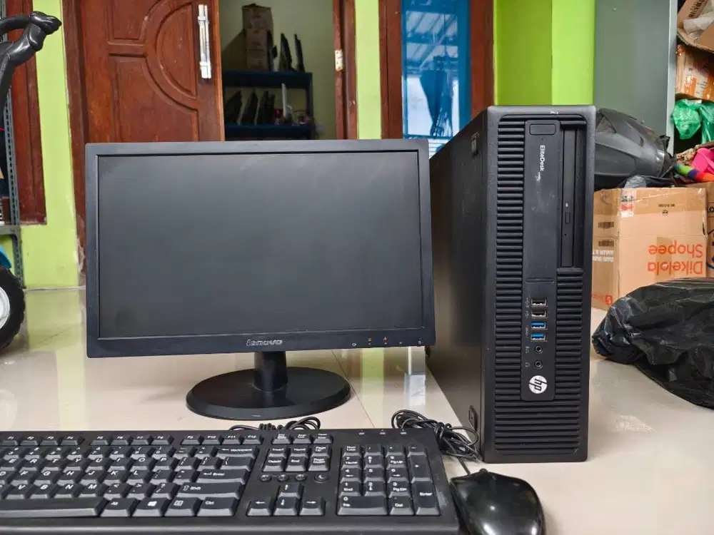 sepaket Mini PC HP elitdesk LED 19inch FULL game GTA V pes Naruto