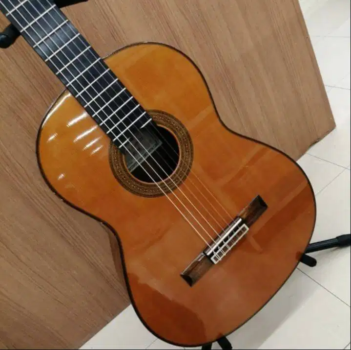 Gitar Klasik Yamaha GC 41