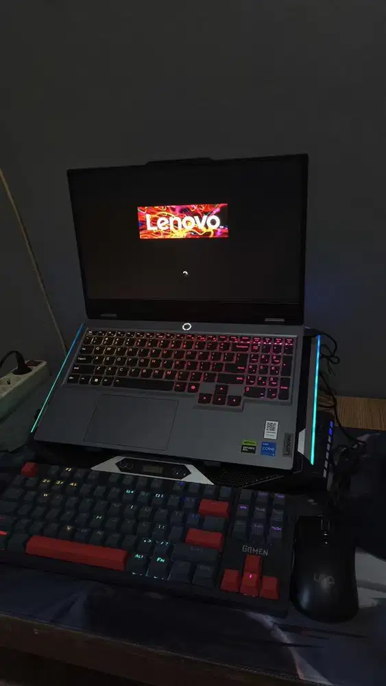 Dijual laptop game lenovo LOQ