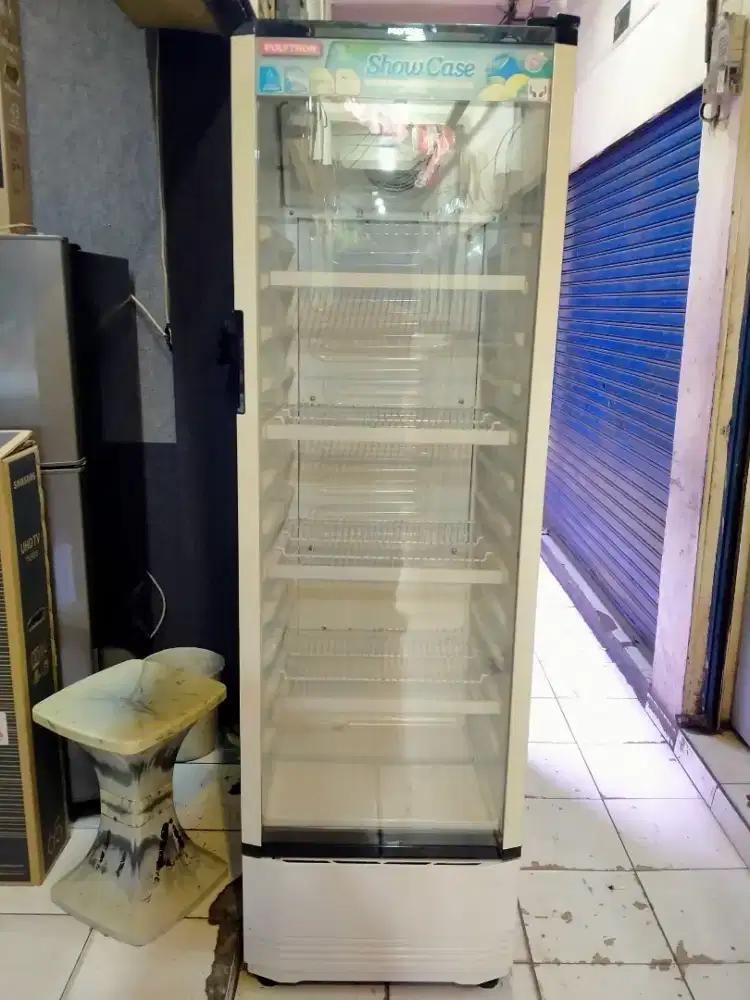 Showcase polytron 5 rak