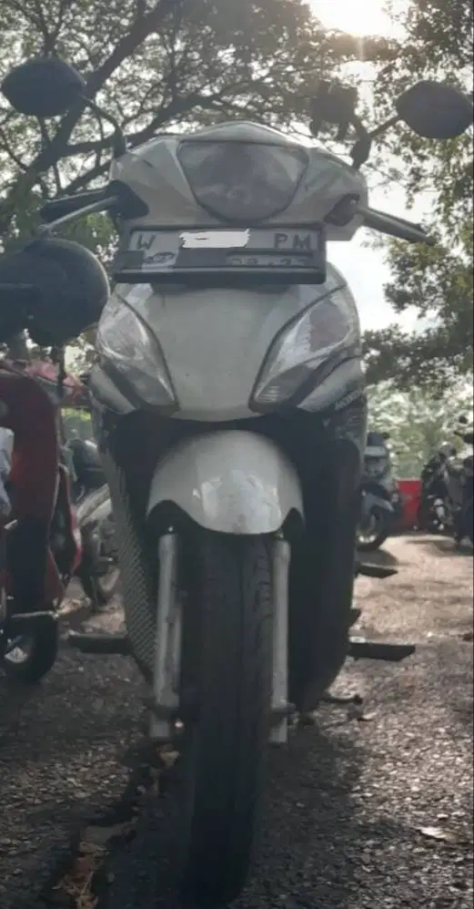 Honda SPACY tahun 2012 - Putih Mutiara - Bensin Irit Banget