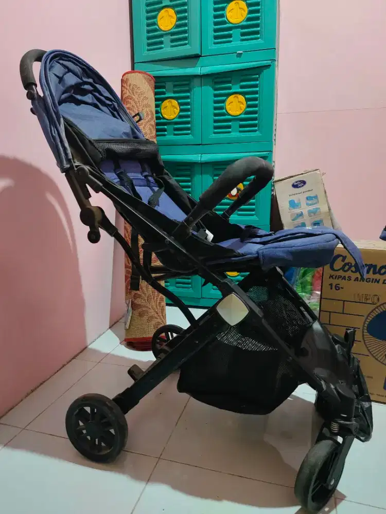 Stroller cabin size