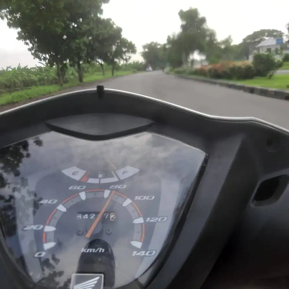 Honda SPACY tahun 2012 - Putih Mutiara - Bensin Irit Banget