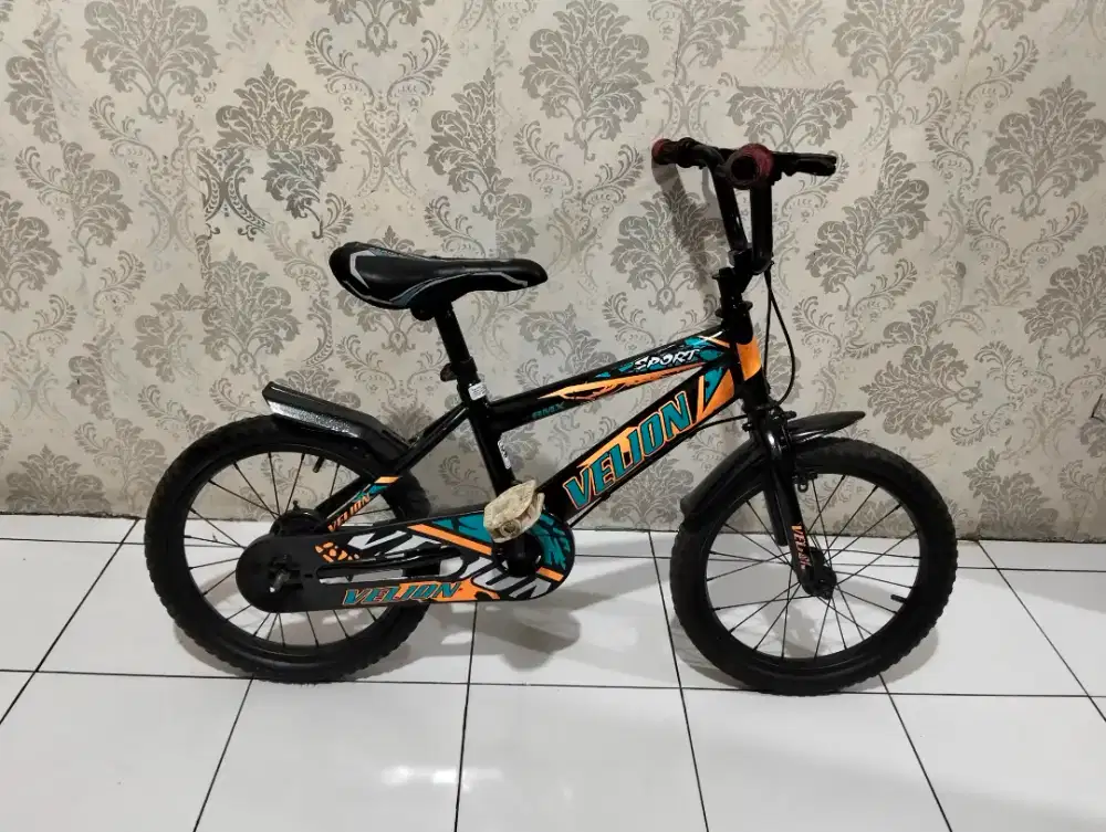 Sepeda BMX ukuran 16 untuk umur 4-7 tahun