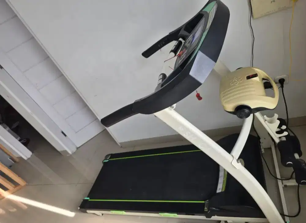 Alat treadmil murah