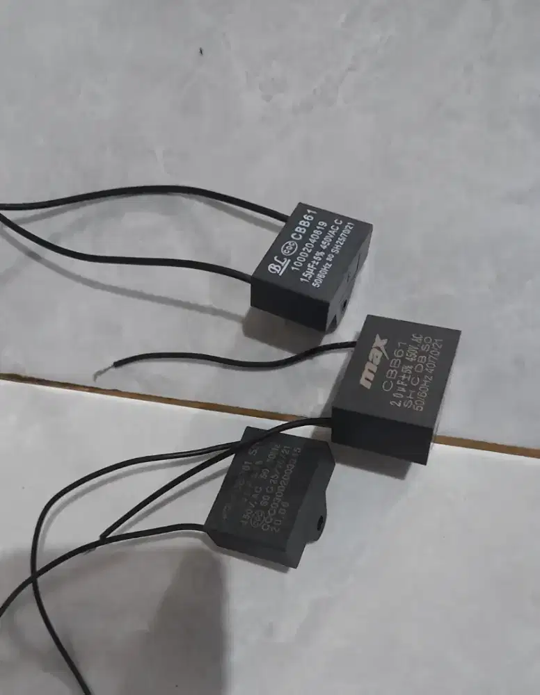 Kapasitor 1.5 ù 2 dan 3