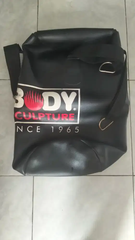 Samsak body culpture