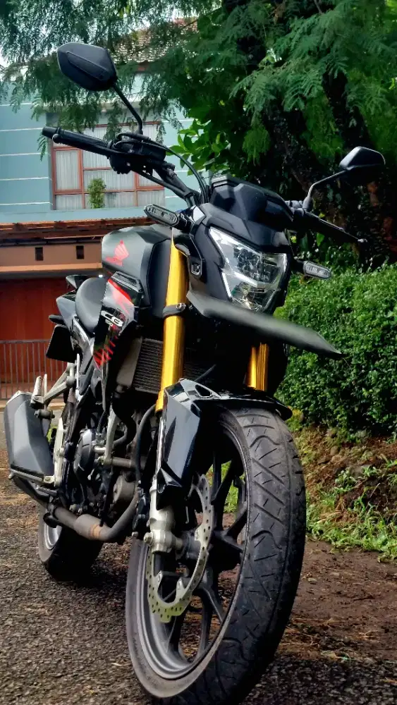 Honda CB 150R Low KM 8K