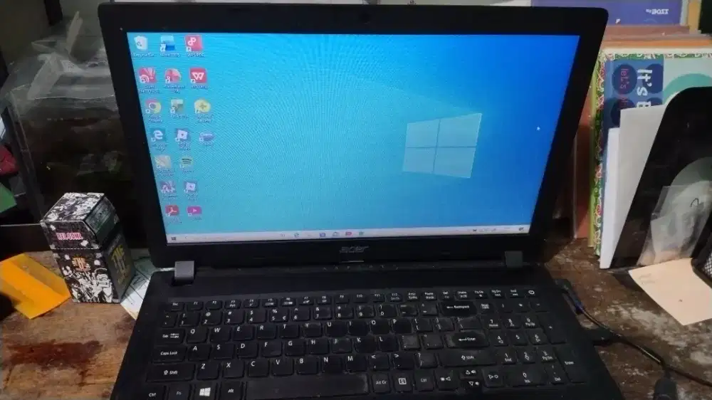 Acer aspire 3 A315-21 AMD A4 RADEON R3 RAM 8 GB SSD 256