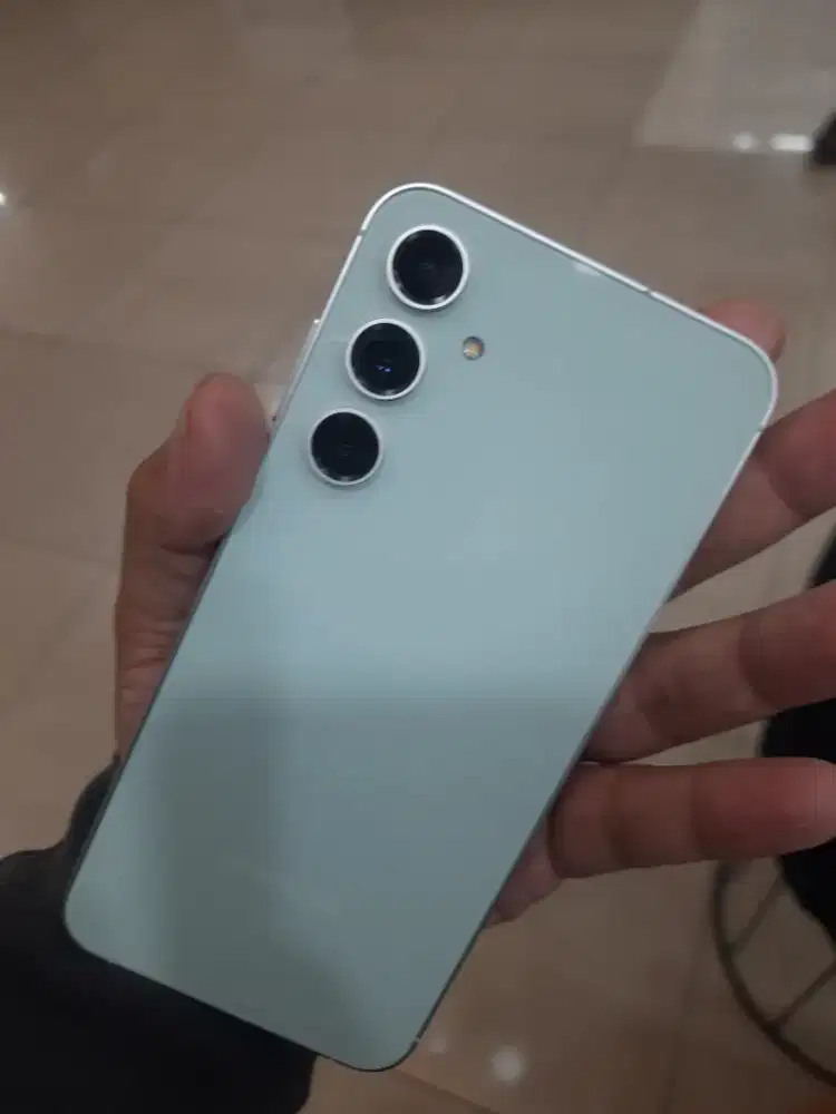 SAMSUNG S23 FE 8/256 LENGKAP LIKE NEW