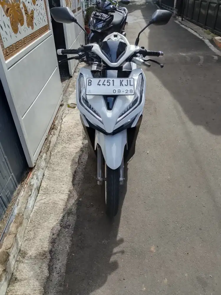 Vario 125 2018 putih