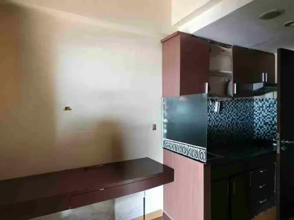 1 BR ada ruang Tamu, Bukan Studio Apt Metropolis