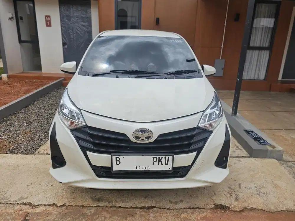 Toyota Calya Manual Putih 2020