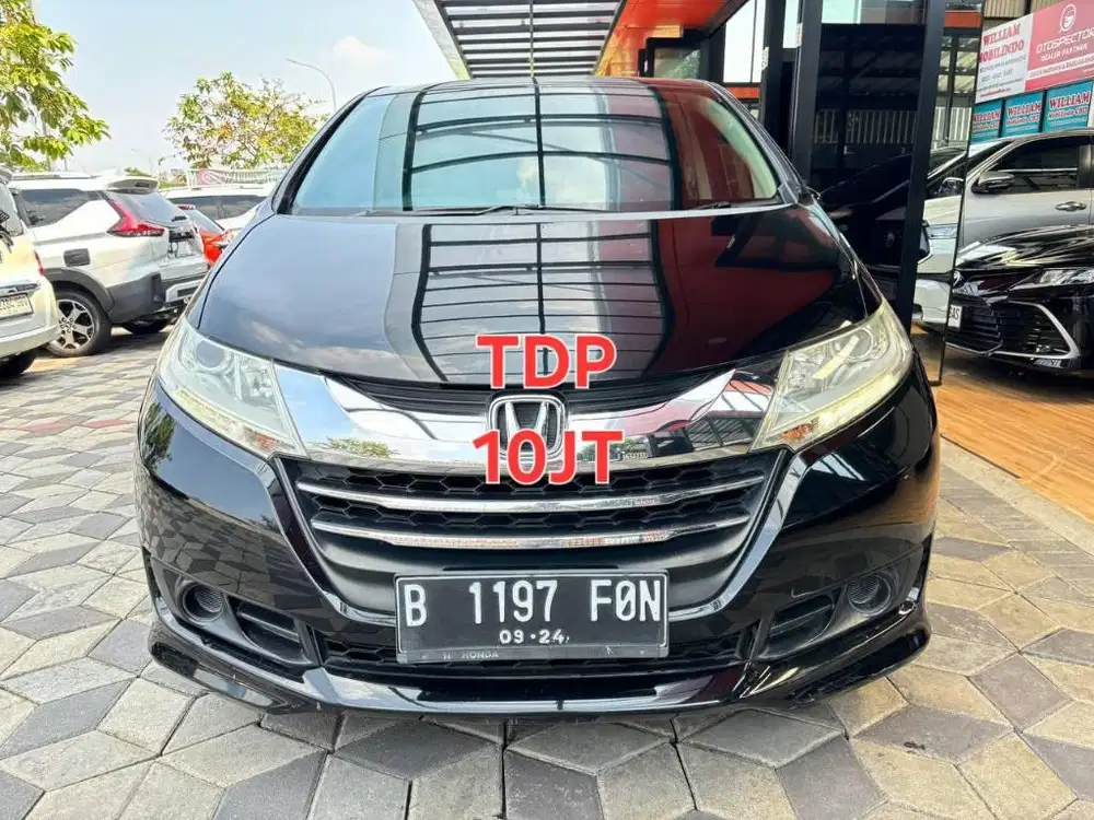 Honda Odyssey S Matic Tahun 2014 Kondisi Mulus Terawat Istimewa