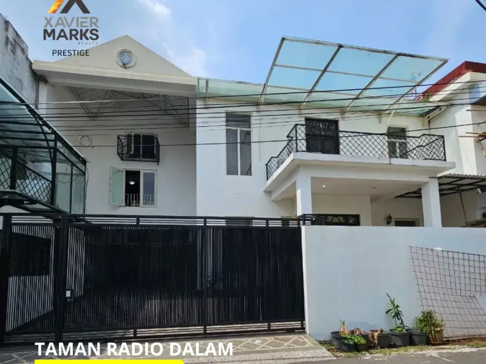 DIJUAL RUMAH MASIH LAYAK HUNI COCOK UNTUK KANTOR DALAM KOMPLEK TAMAN RADIO DALAM GANDARIA UTARA KEBAYORAN BARU JAKARTA SELATAN