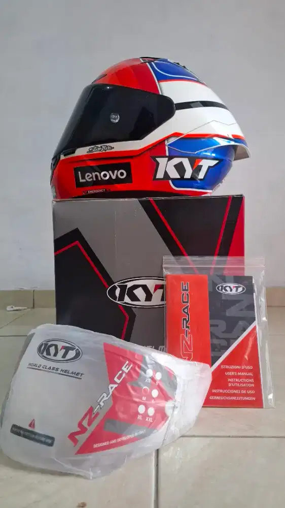 Helm KYT NZ-Race
