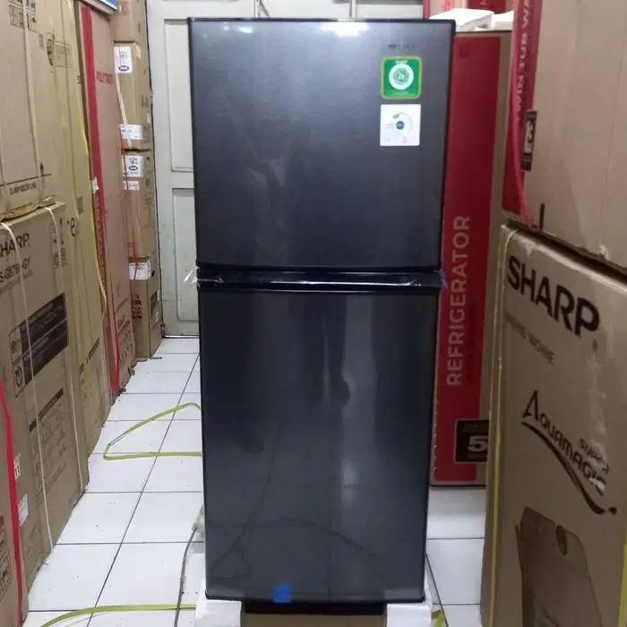 LEMARI ES KULKAS 2 PINTU SHARP SJ 236 MN-HS