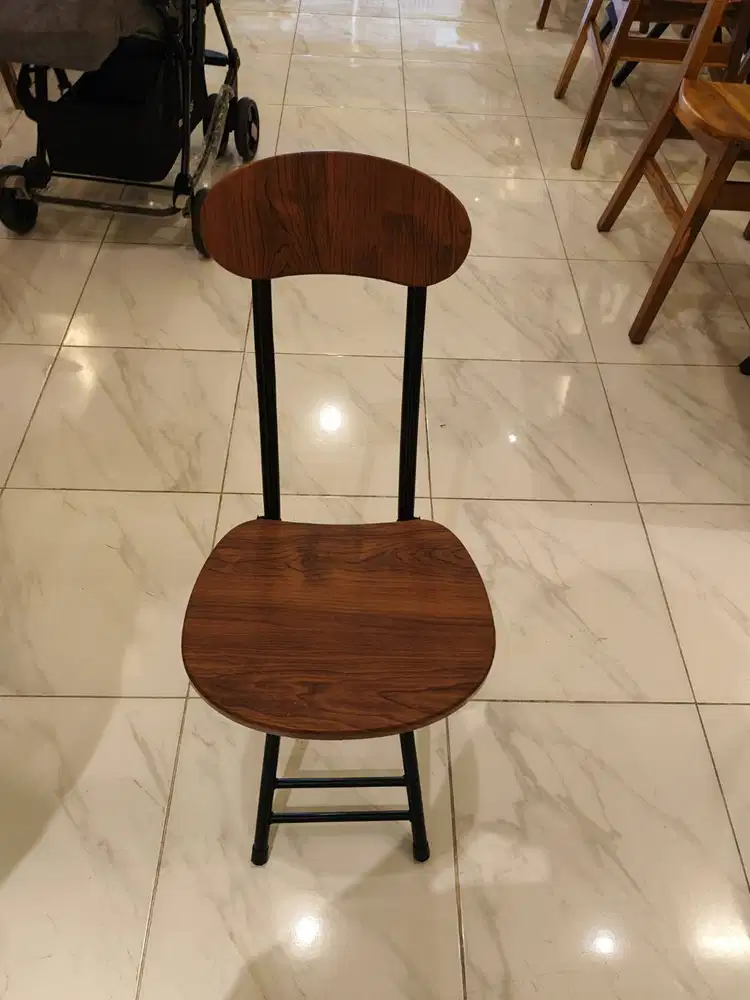 Jual kursi lipat Cafe estetik