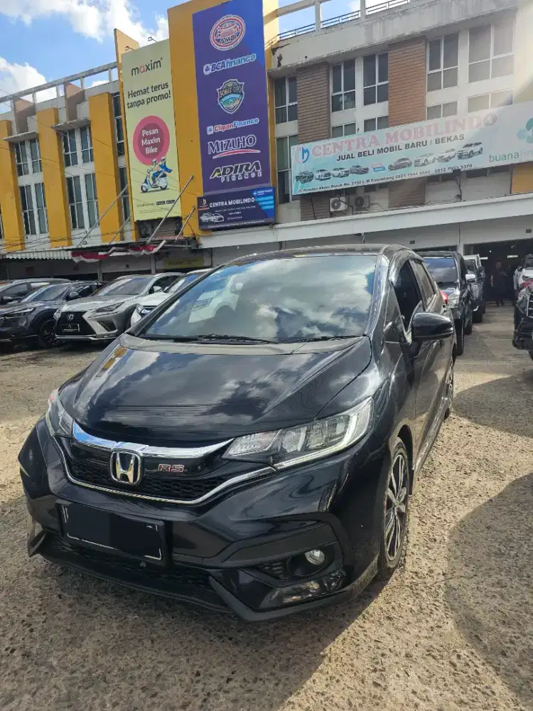 Jazz RS 1.5 matic 2018 istimewa dp 28 jt