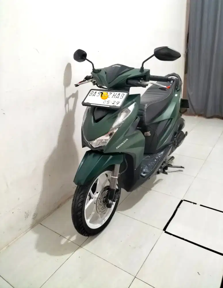 BEAT DELUXE iss - Plat BA / cbs